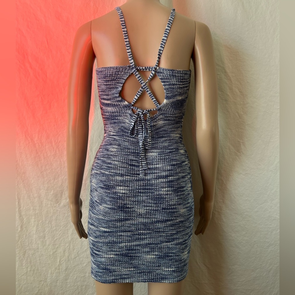 LILYFUL Blue Mini Dress - Picture 3 of 3